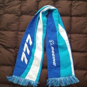 Boeing 777 fringe Scarf